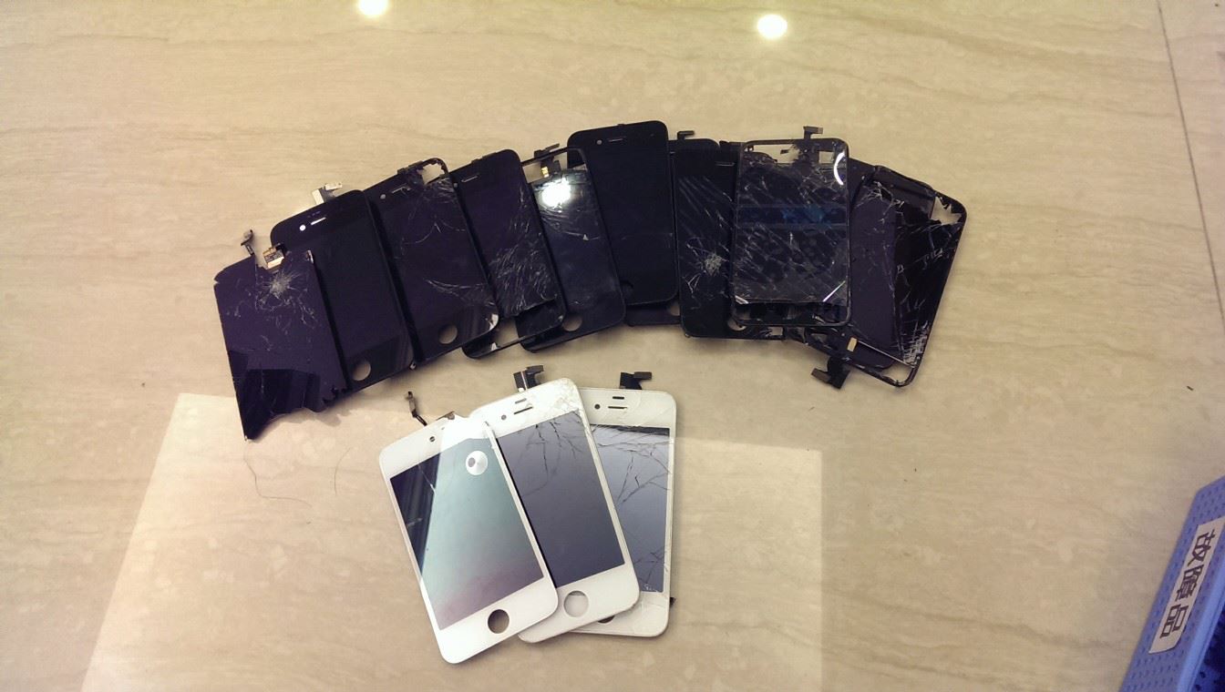 高雄E機通手機維修-手機螢幕破裂維修